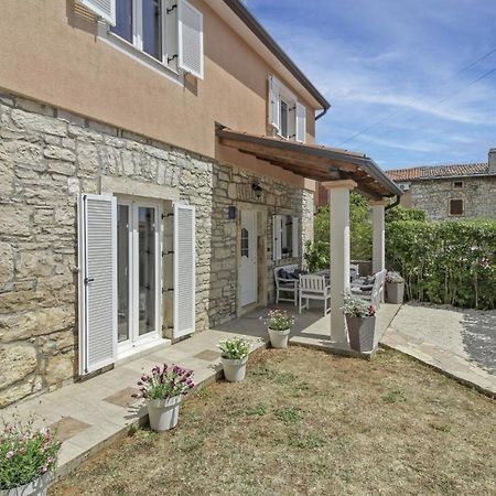 Vila Tiffany In Grabri Barban Exteriér fotografie
